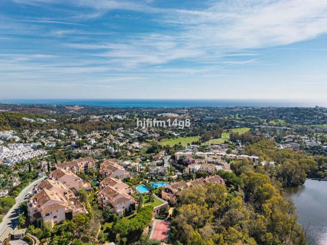 3 Makuuhuoneen Huoneisto Nueva Andalucía