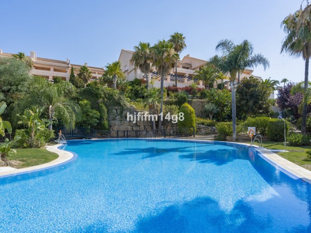 3 Makuuhuoneen Huoneisto Nueva Andalucía