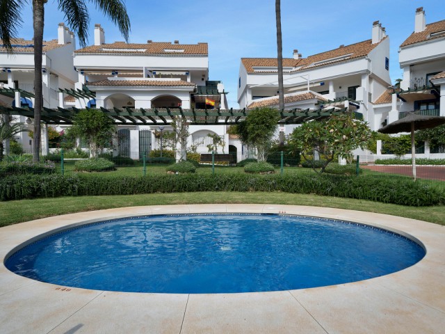 3 Bedrooms Apartment in San Pedro de Alcántara