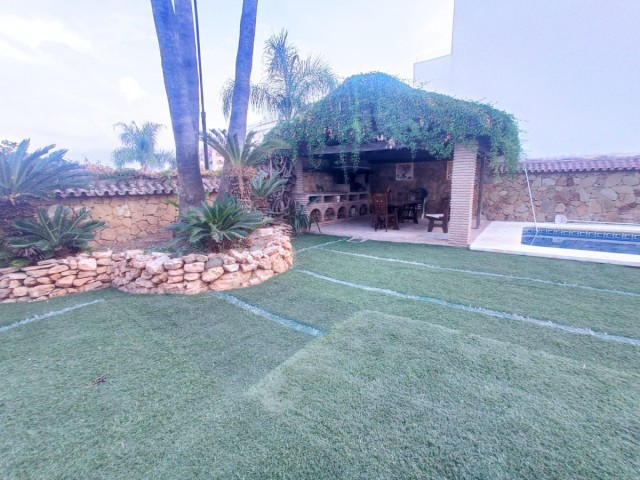 5 Makuuhuoneen Huvila Mijas