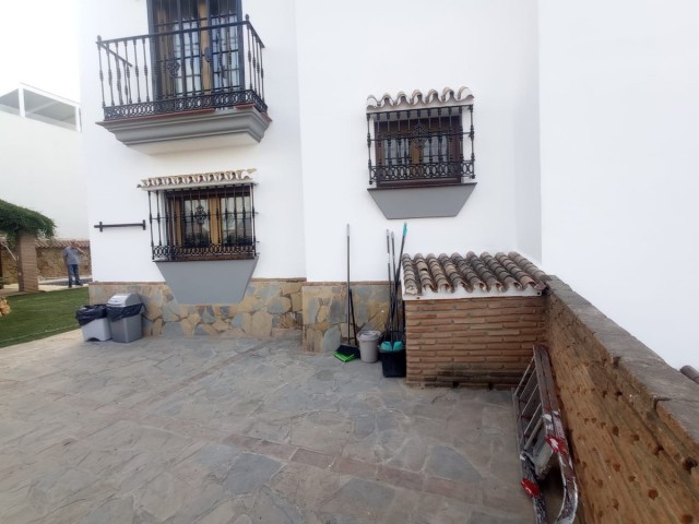 5 Makuuhuoneen Huvila Mijas