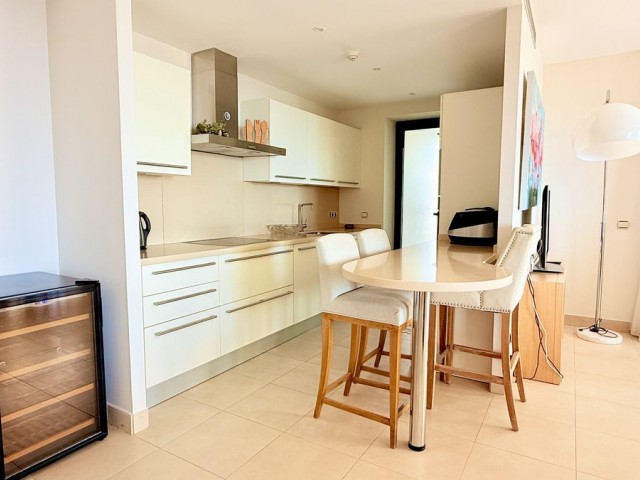 Penthouse avec 3 Chambres  à Altos de los Monteros