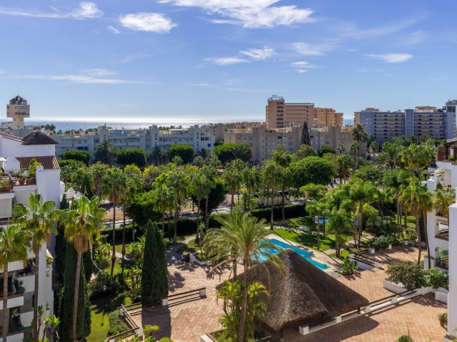 2 Bedrooms Apartment in Torremolinos