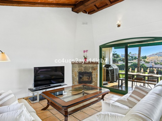 3 Bedrooms Villa in Riviera del Sol