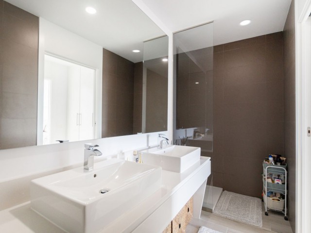 Maison mitoyenne avec 3 Chambres  à Cancelada