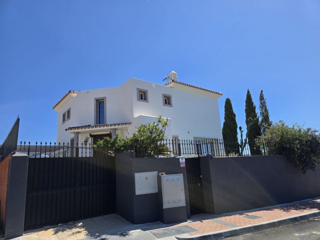 3 Bedrooms Villa in Mijas Golf
