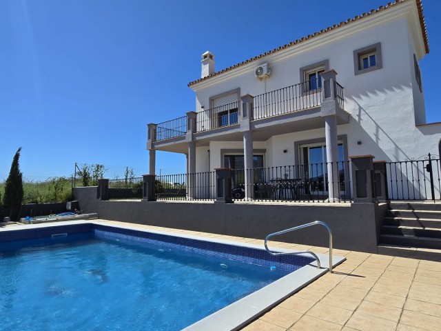 3 Bedrooms Villa in Mijas Golf