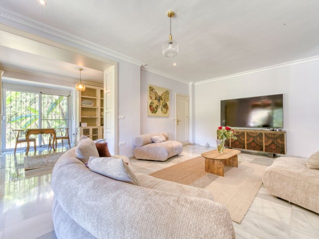 6 Soveroms Villa i Nueva Andalucía