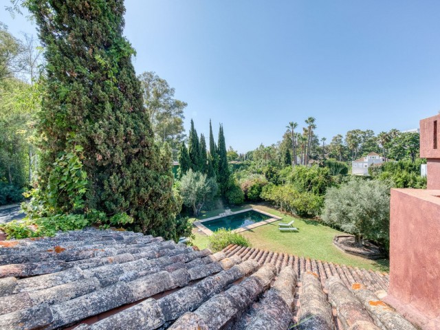 6 Schlafzimmer Villa in Nueva Andalucía