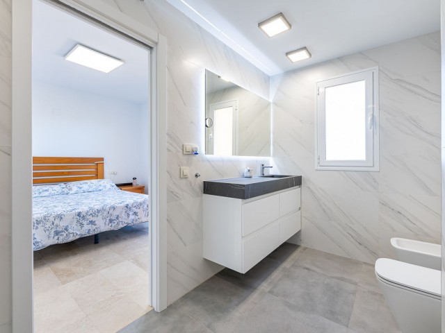 4 Bedrooms Apartment in Torremolinos