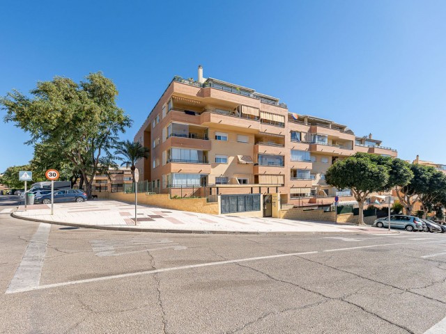 4 Bedrooms Apartment in Torremolinos