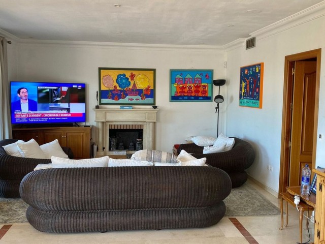 7 Bedrooms Villa in Marbella