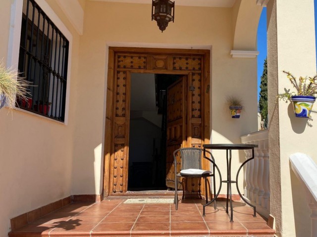 7 Bedrooms Villa in Marbella