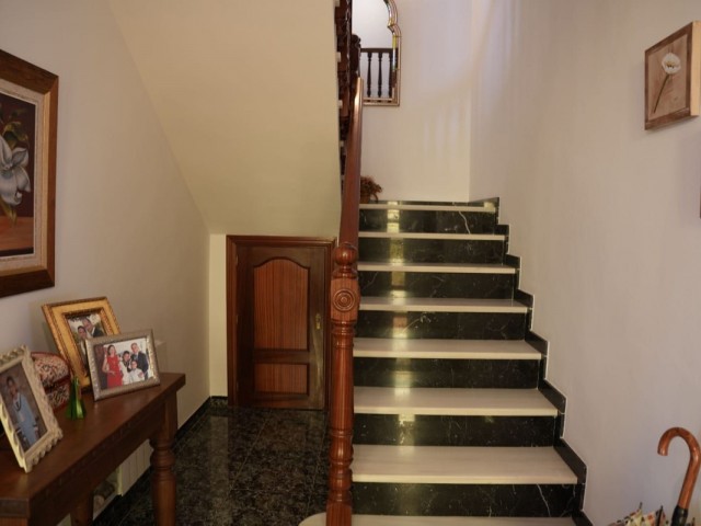 5 Makuuhuoneen Huvila Arroyo de la Miel