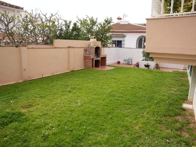 5 Makuuhuoneen Huvila Arroyo de la Miel