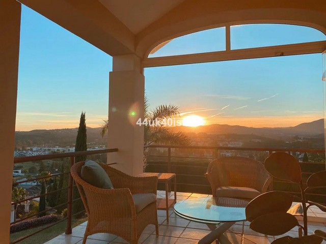 8 Makuuhuoneen Huvila Mijas Golf