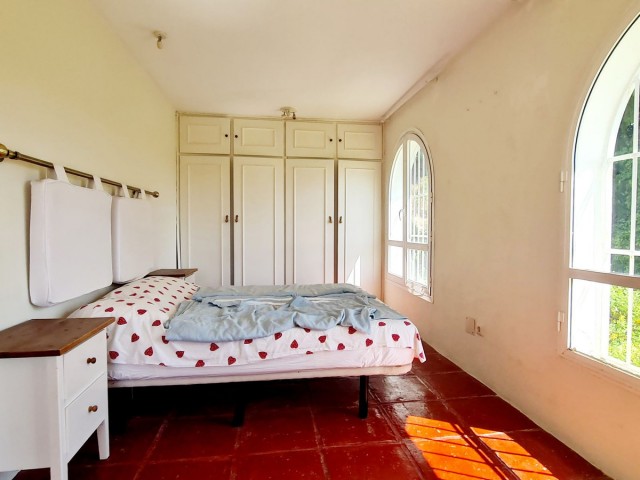 4 Sovrums Villa i Ojén