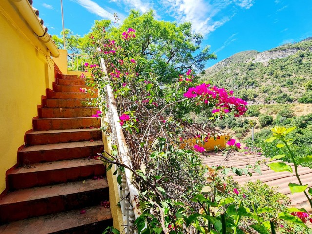 4 Sovrums Villa i Ojén