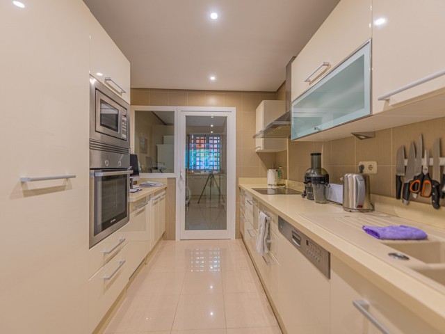 3 Soveroms Leilighet i Nueva Andalucía