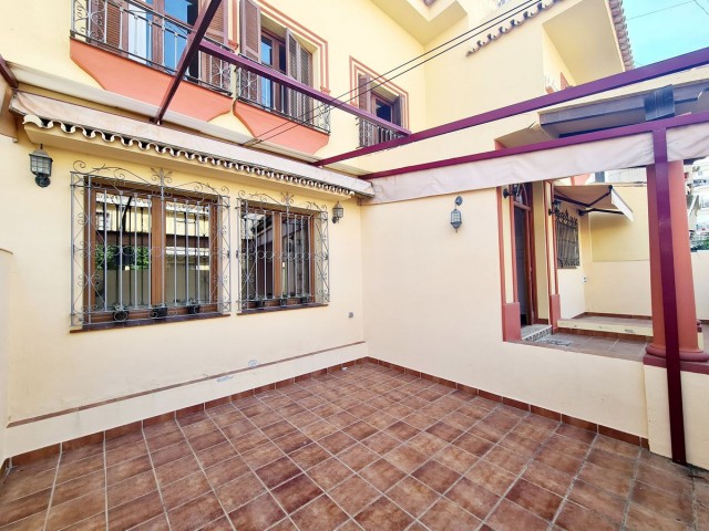 3 Schlafzimmer Villa in Fuengirola