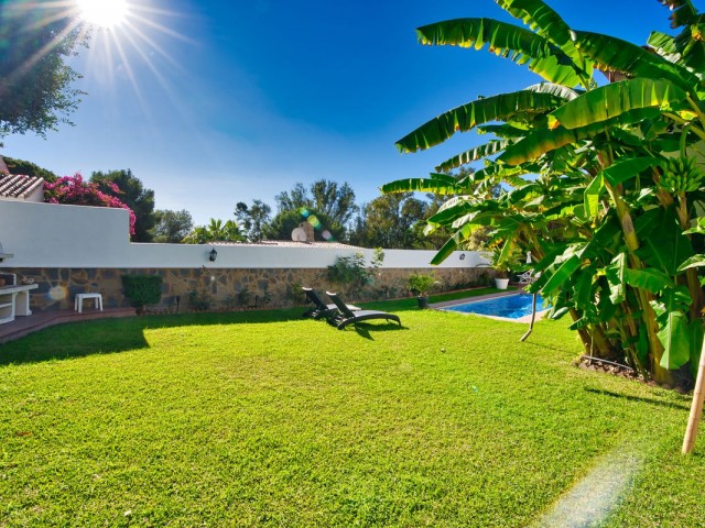 4 Bedrooms Villa in Torrenueva