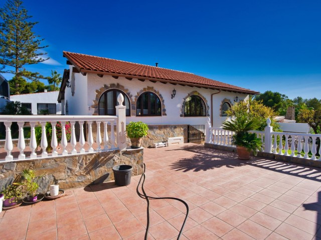 4 Bedrooms Villa in Torrenueva