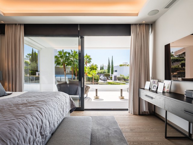 7 Soveroms Villa i Nueva Andalucía