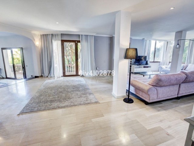 6 Bedrooms Villa in Benalmadena Costa