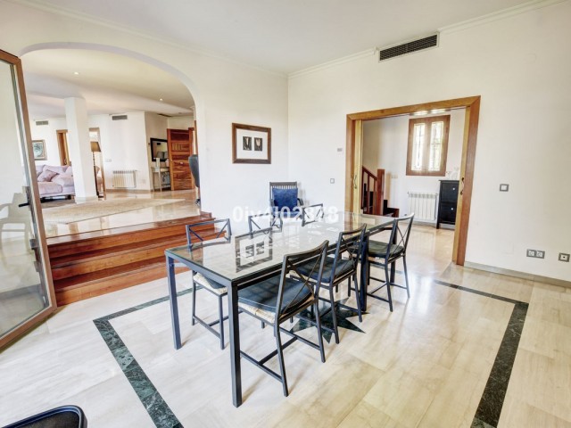 6 Bedrooms Villa in Benalmadena Costa