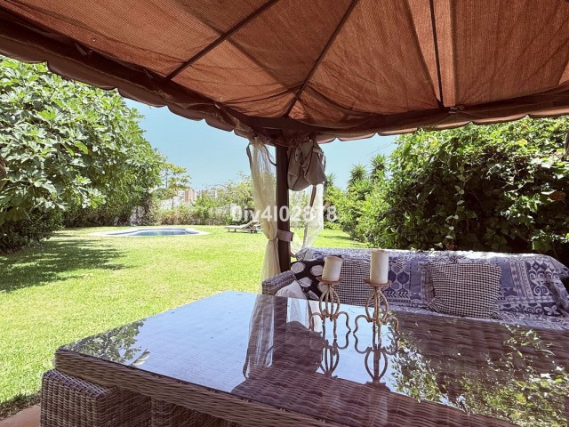 6 Bedrooms Villa in Benalmadena Costa