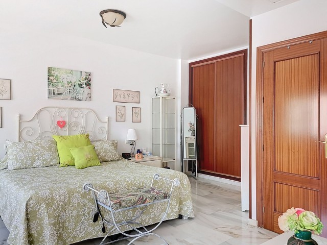 Maison mitoyenne avec 3 Chambres  à Fuengirola