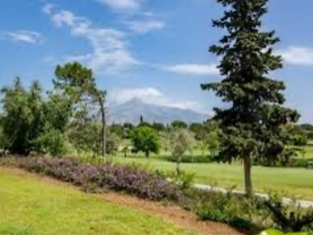 2 Soveroms Leilighet i Nueva Andalucía