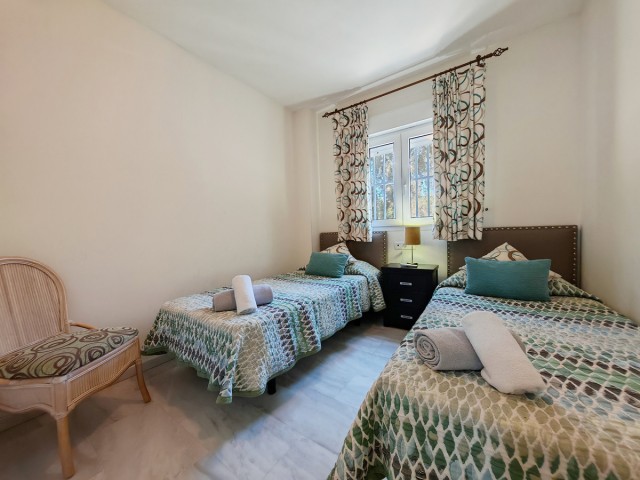 2 Bedrooms Apartment in Calahonda