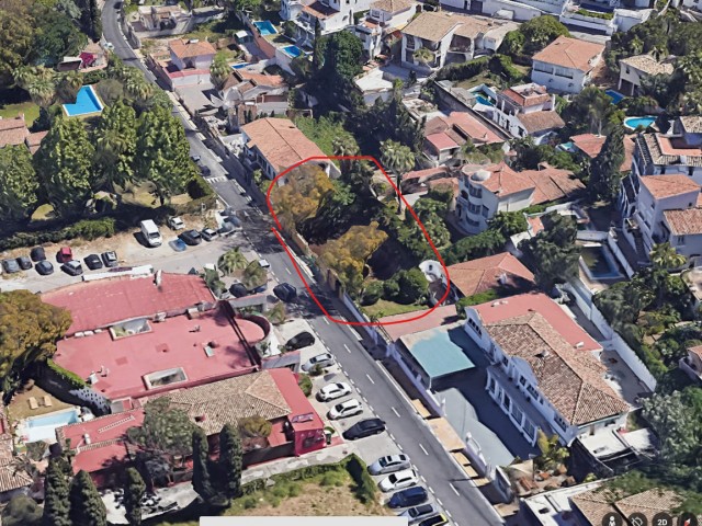 Plot, Nueva Andalucia