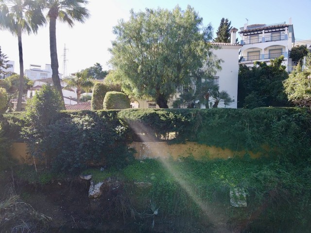  Plot in Nueva Andalucía