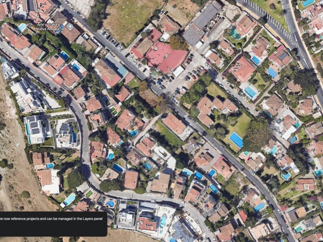  Plot in Nueva Andalucía