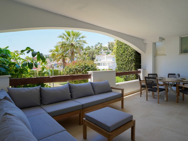 2 Soveroms Leilighet i Nueva Andalucía