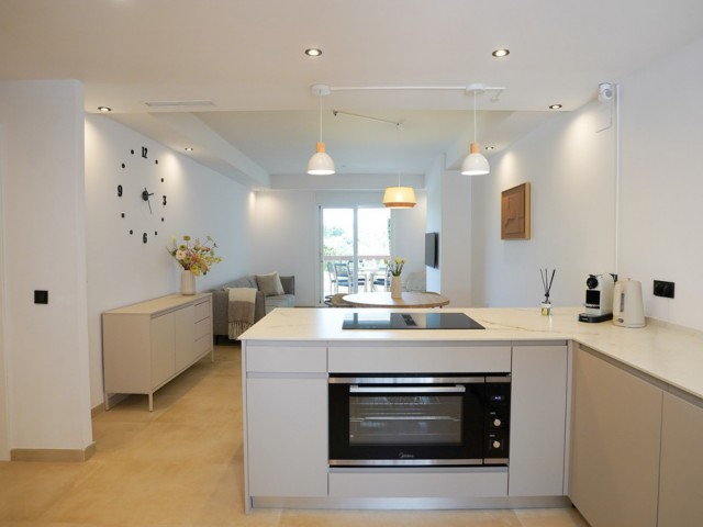 2 Soveroms Leilighet i Nueva Andalucía