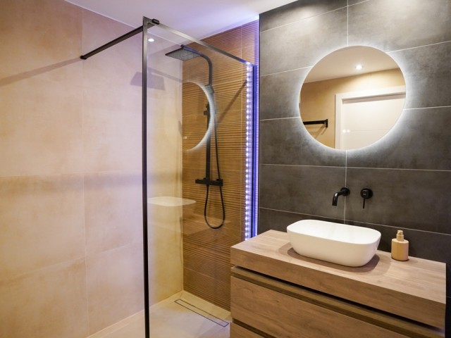 2 Soveroms Leilighet i Nueva Andalucía