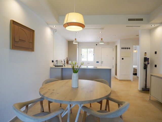 2 Soveroms Leilighet i Nueva Andalucía