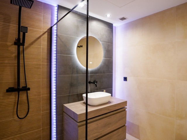 2 Soveroms Leilighet i Nueva Andalucía