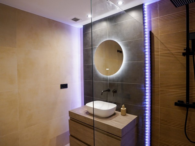 2 Soveroms Leilighet i Nueva Andalucía