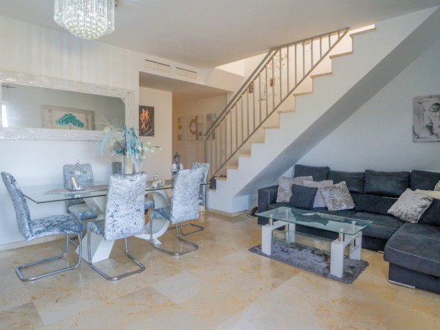 3 Bedrooms Apartment in Estepona