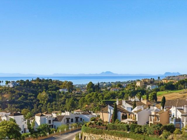 3 Bedrooms Apartment in Benahavís