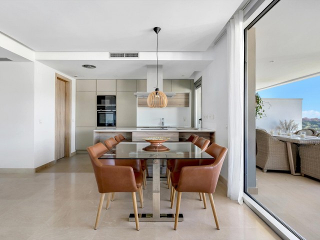 3 Bedrooms Apartment in Benahavís