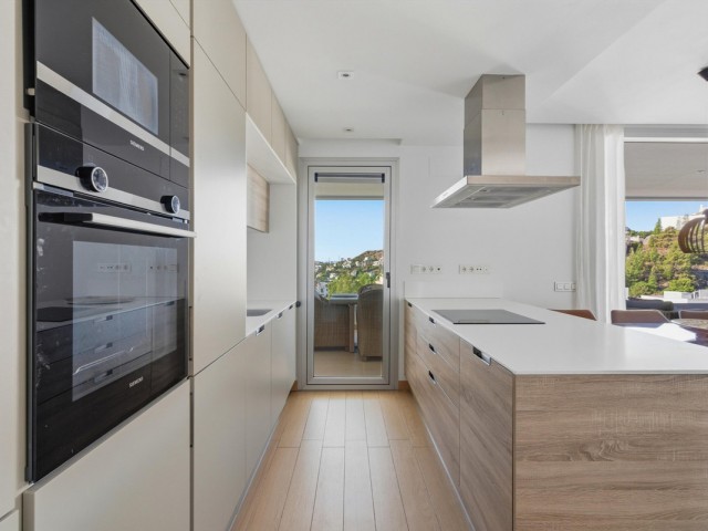 3 Bedrooms Apartment in Benahavís