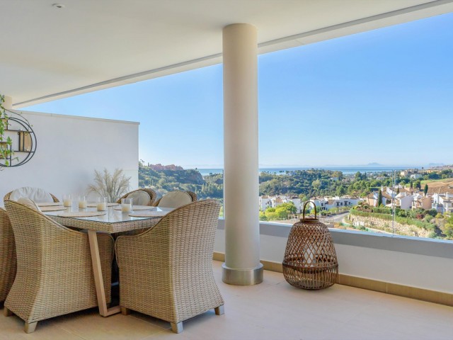 3 Bedrooms Apartment in Benahavís