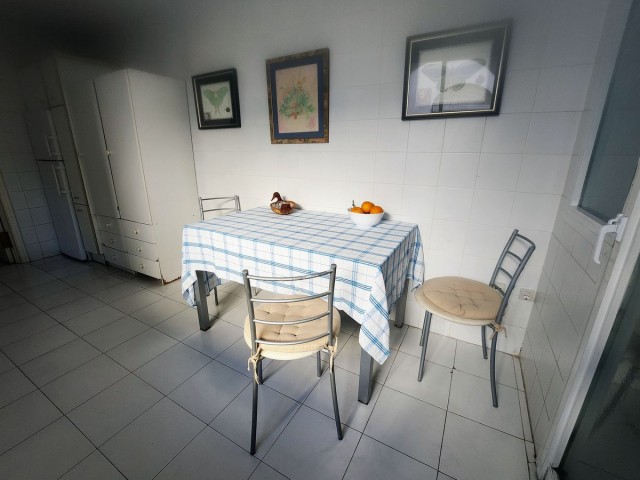 3 Soveroms Leilighet i Guadalmina Baja