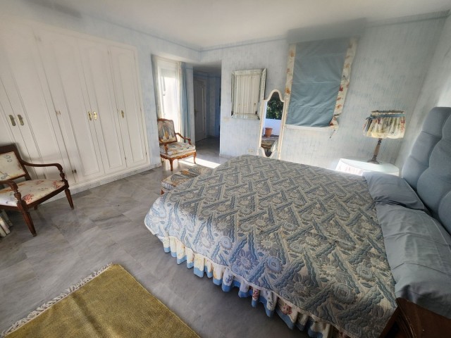 3 Makuuhuoneen Huoneisto Guadalmina Baja