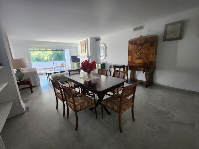 Apartment, Guadalmina Baja, R5210194